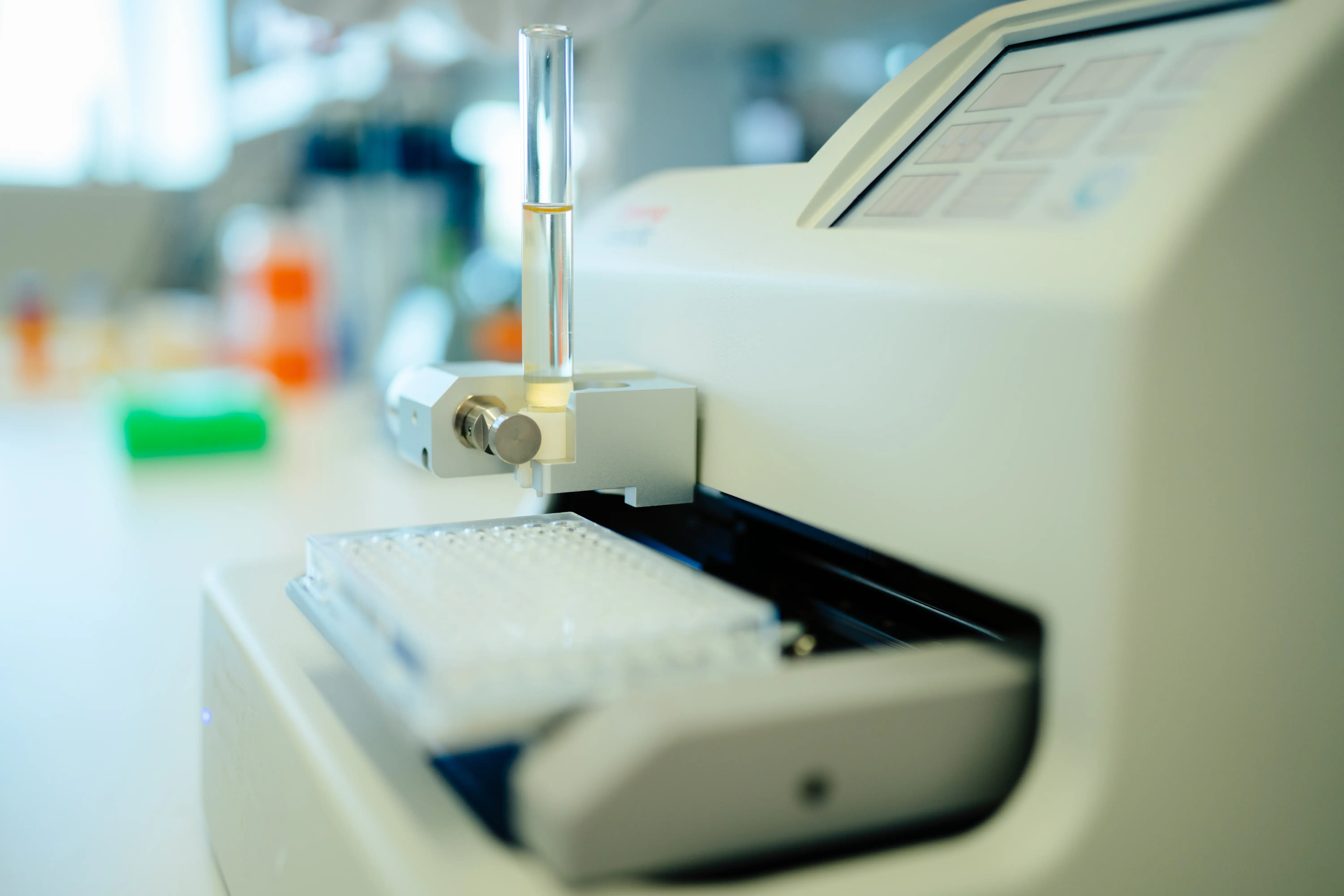 Microtiter tray prepared for Cytophenix FloCAST AST analysis